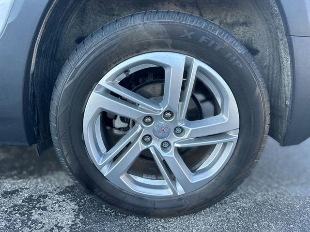 Used 2020 GMC Terrain SLE w/ LPO, Floor Liner Package FWD image 10