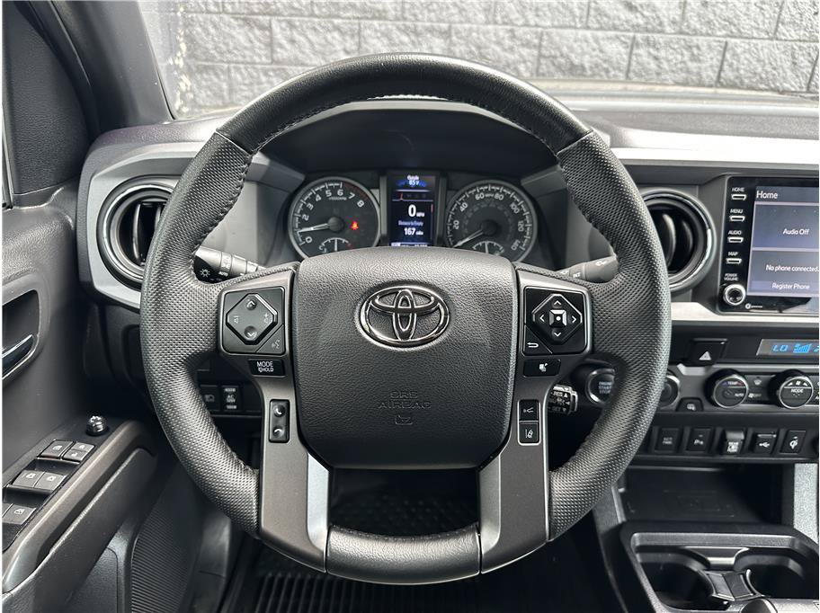 Used 2022 Toyota Tacoma TRD Sport w/ Technology Package AWD/4WD image 19