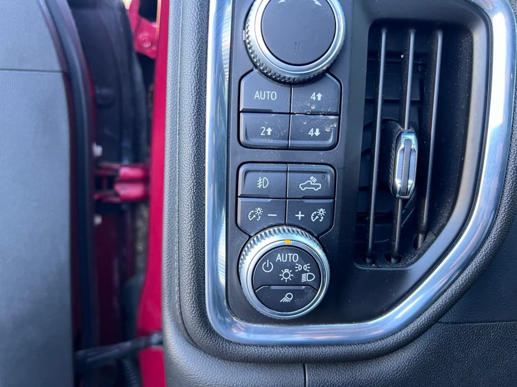 Used 2019 GMC Sierra 1500 Denali w/ Driver Alert Package II AWD/4WD image 30