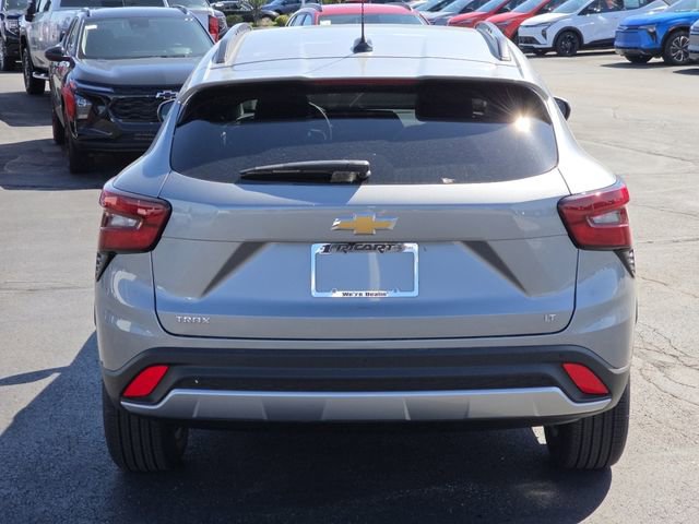 New 2026 Chevrolet Trax LT w/ Driver Confidence Package FWD image 20