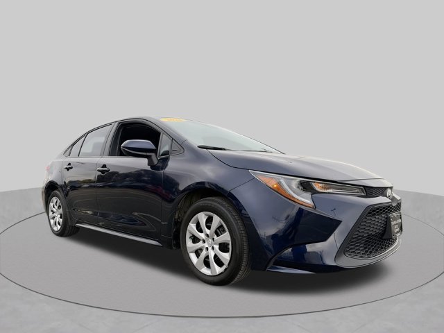 Used 2022 Toyota Corolla LE FWD image 2