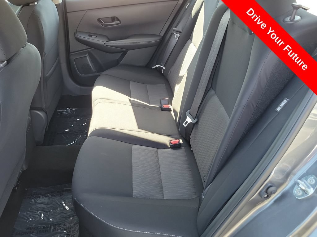 Used 2025 Nissan Sentra SV FWD image 24