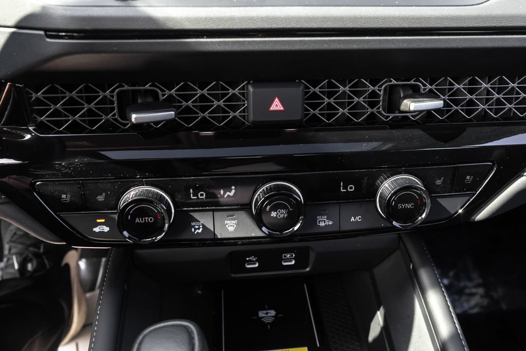 Used 2024 Honda Accord Touring image 19