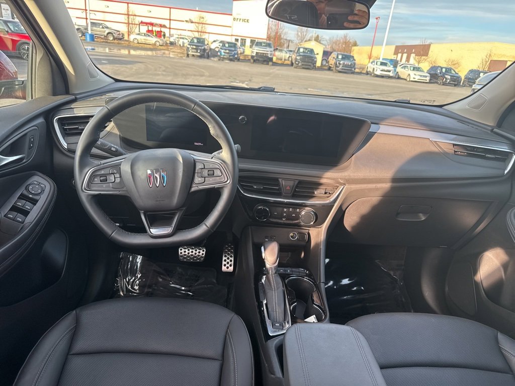 Used 2024 Buick Encore GX Sport Touring image 29