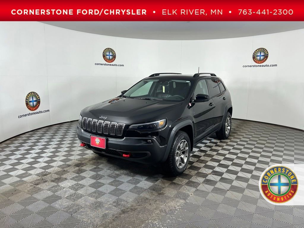 Used 2022 Jeep Cherokee Trailhawk w/ Comfort/Convenience Group AWD/4WD image 1