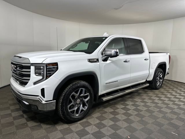 Used 2023 GMC Sierra 1500 SLT w/ SLT Convenience Package image 7