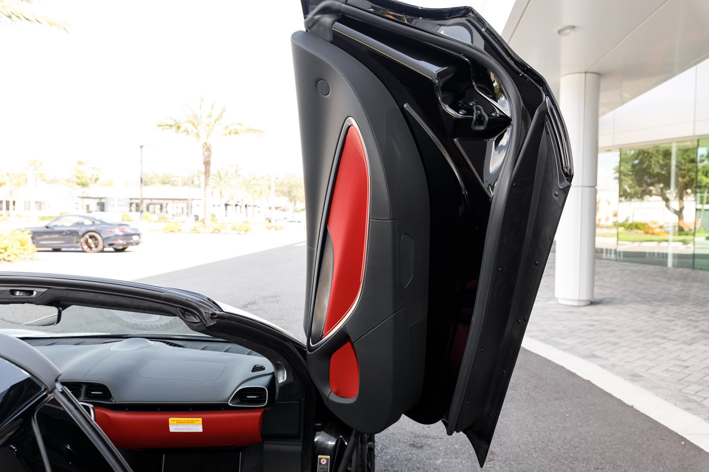 Used 2026 McLaren Artura Spider RWD image 55