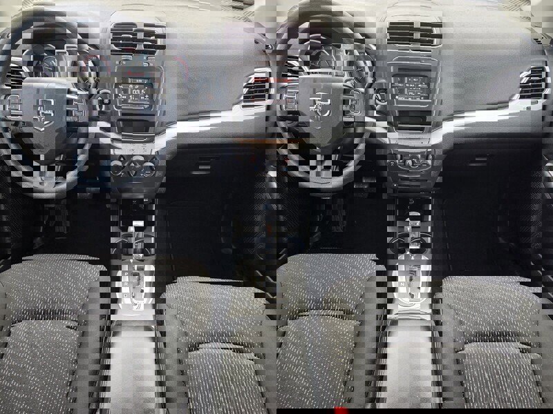 Used 2020 Dodge Journey SE w/ Blacktop Package image 12