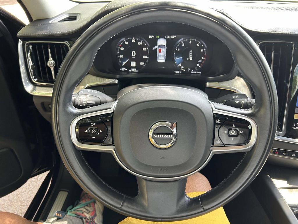 Used 2019 Volvo S60 T5 Inscription FWD image 21