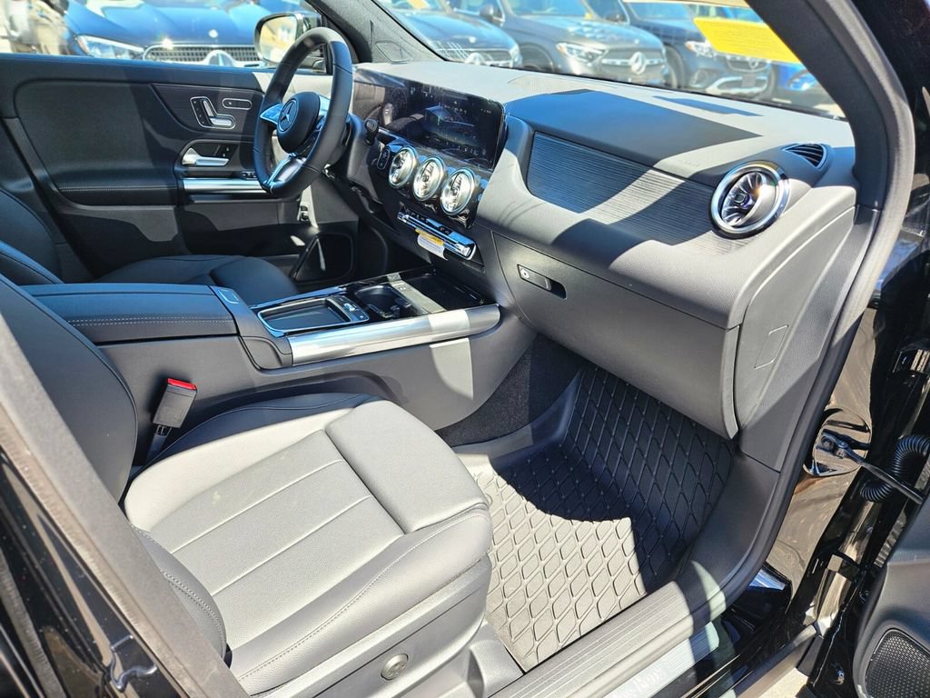 New 2026 Mercedes-Benz GLA 250 4MATIC image 9