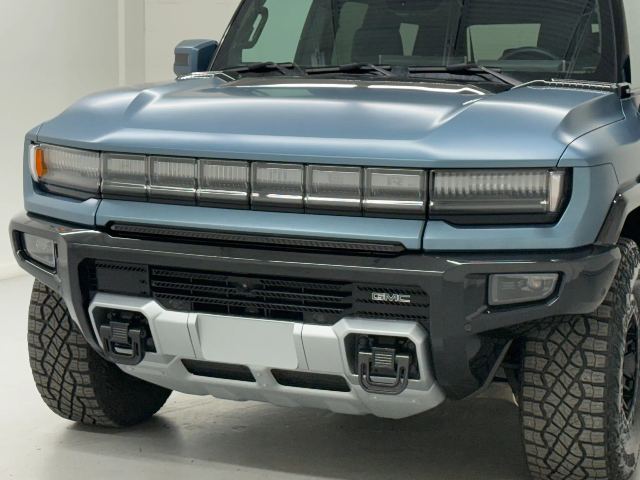 Used 2024 GMC Hummer EV 3X w/ Omega Edition image 43