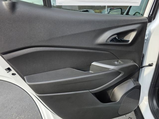 New 2026 Chevrolet Trax RS FWD image 12