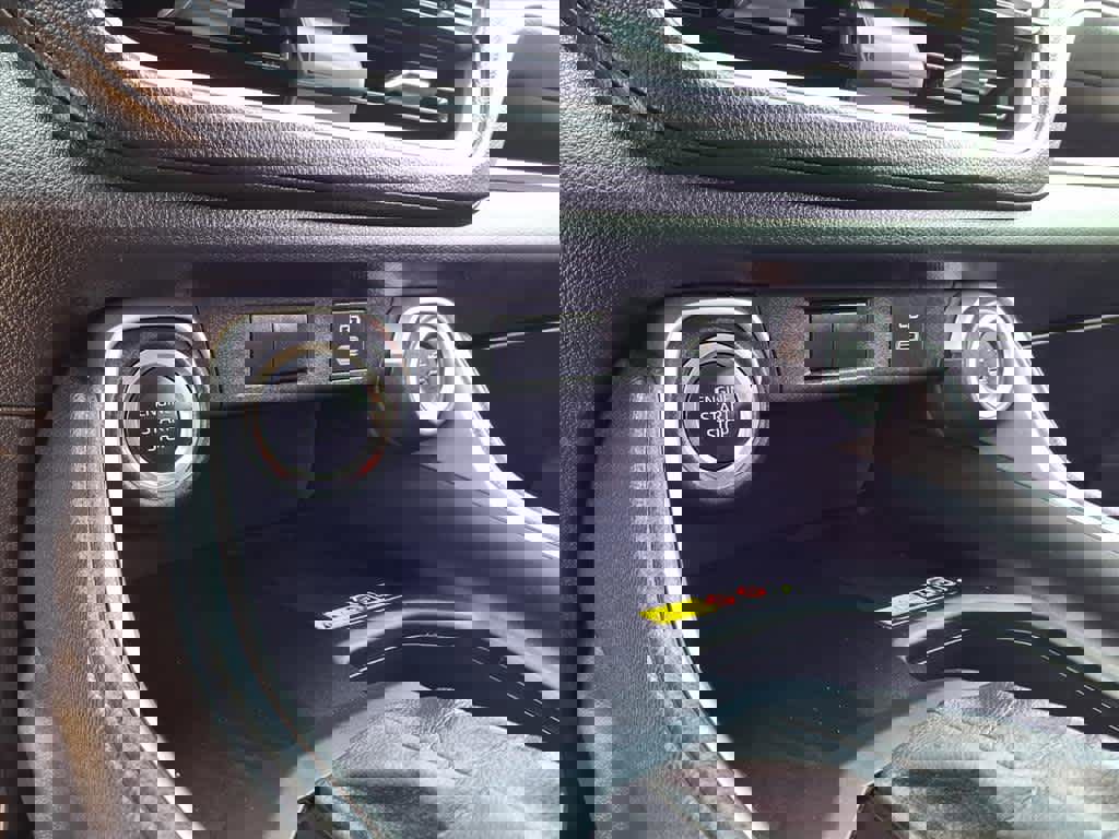 Certified 2025 Toyota Grand Highlander FWD image 14