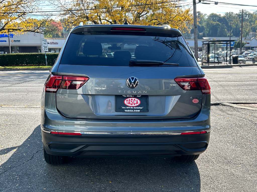 Used 2024 Volkswagen Tiguan SE AWD/4WD image 3