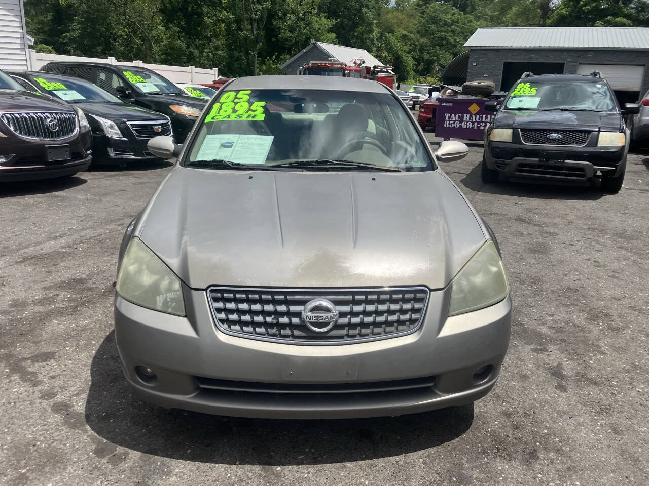 Used 2005 Nissan Altima 3.5 SE FWD image 4