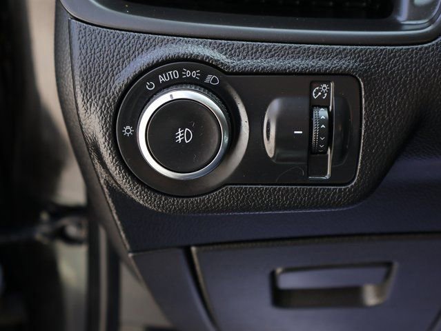Used 2019 Buick Envision Essence image 35