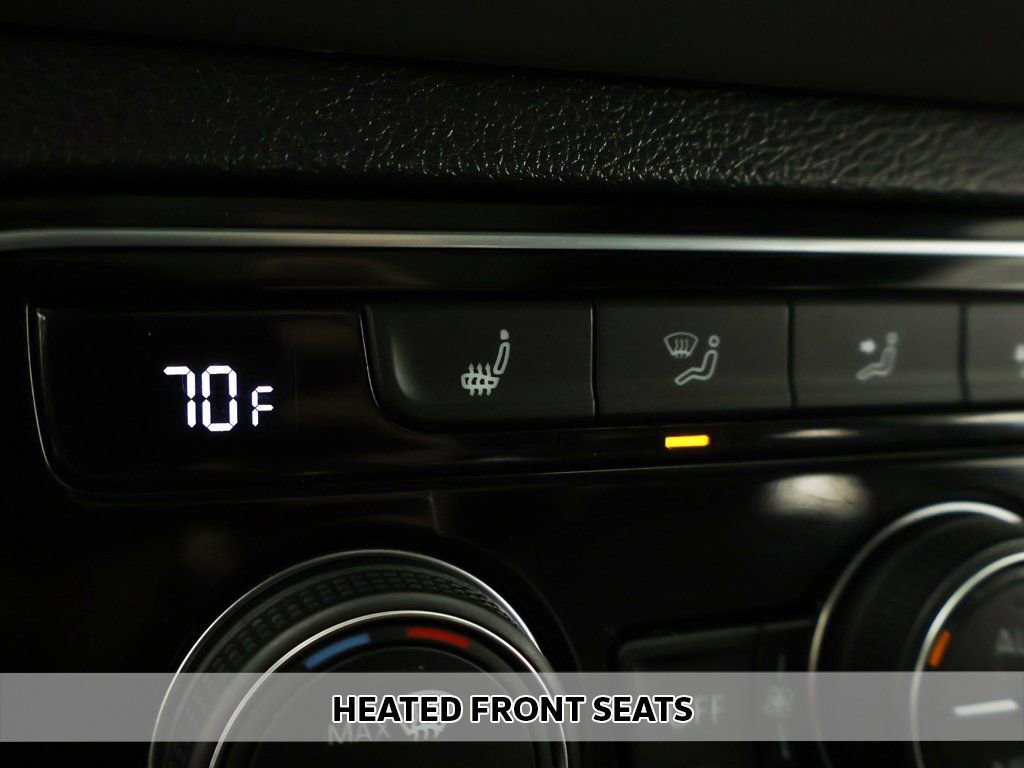 Used 2023 Volkswagen Atlas Cross Sport SE w/ Panoramic Sunroof Package image 7