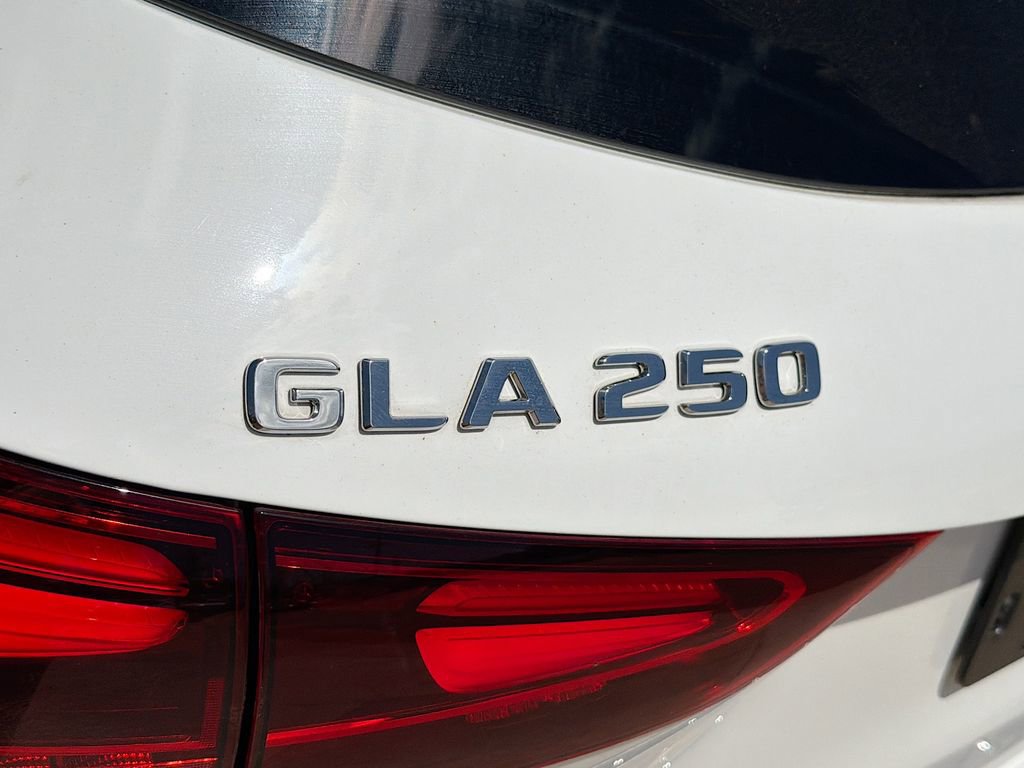 Used 2025 Mercedes-Benz GLA 250 image 37