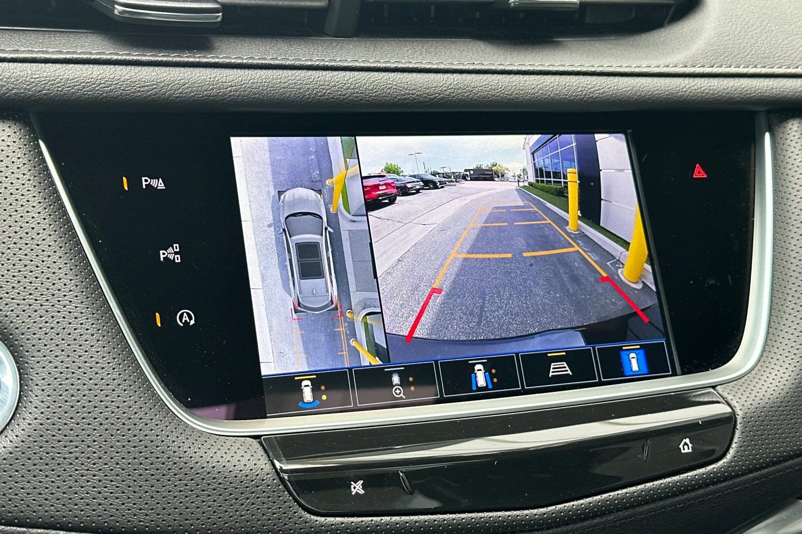 Used 2026 Cadillac XT5 Premium Luxury FWD image 28