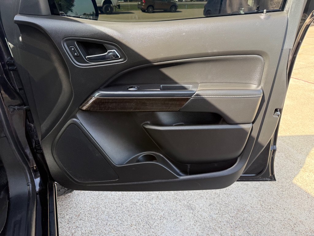 Used 2016 GMC Canyon SLE w/ Nightfall Edition RWD image 20