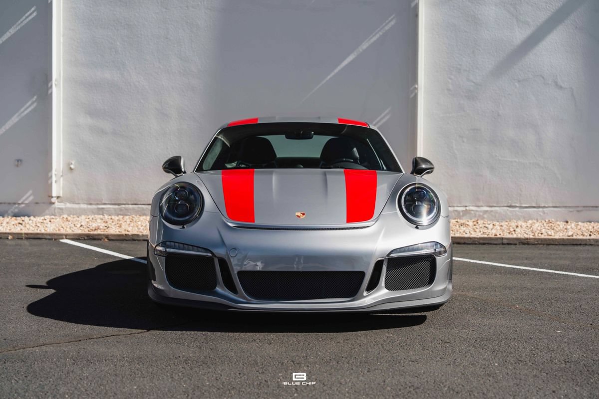 Used 2016 Porsche 911 R RWD image 9