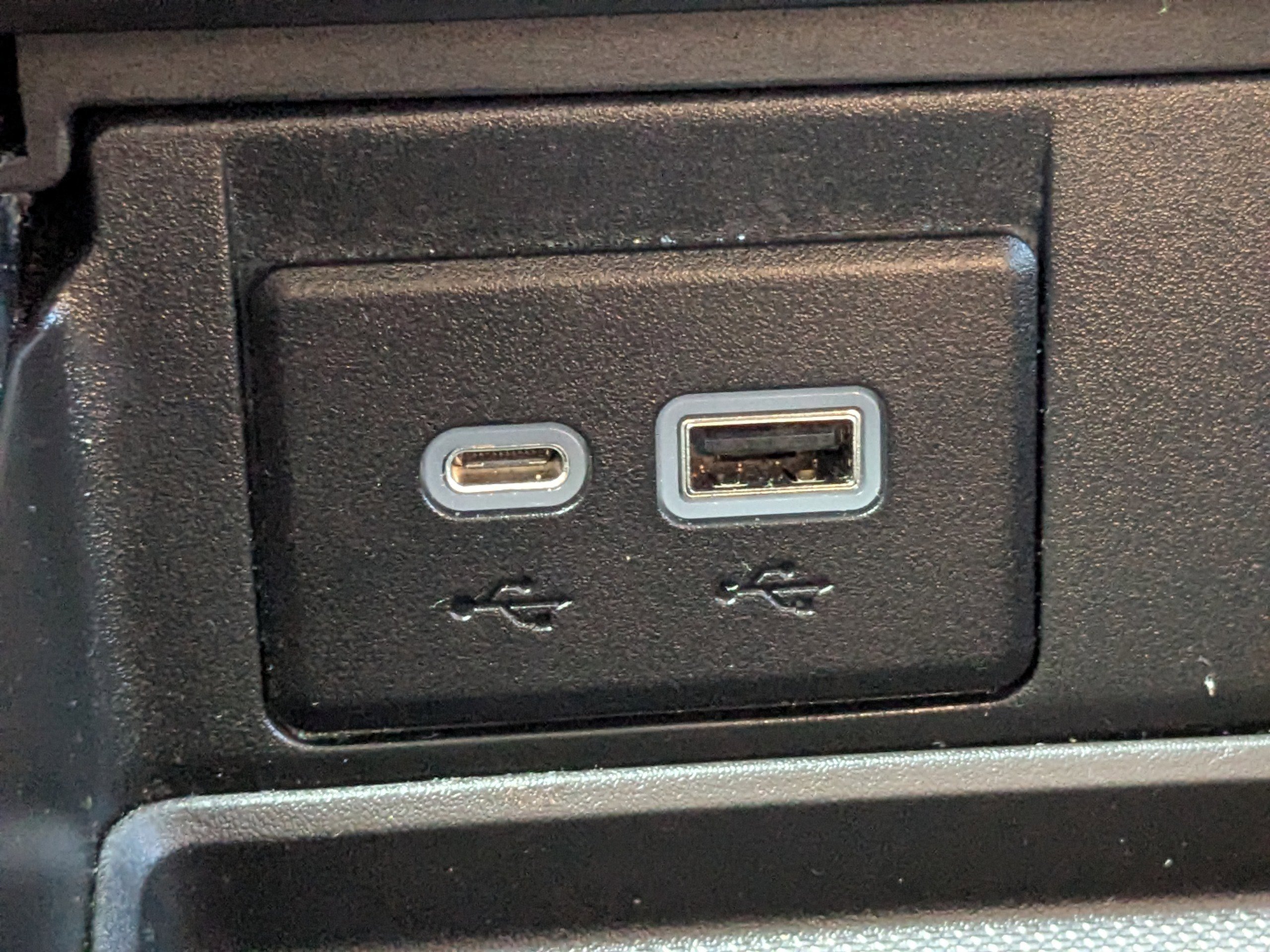 Used 2023 GMC Yukon XL Denali Ultimate image 25