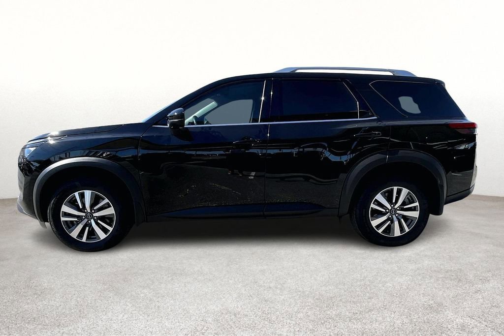 Used 2025 Nissan Pathfinder SL image 45