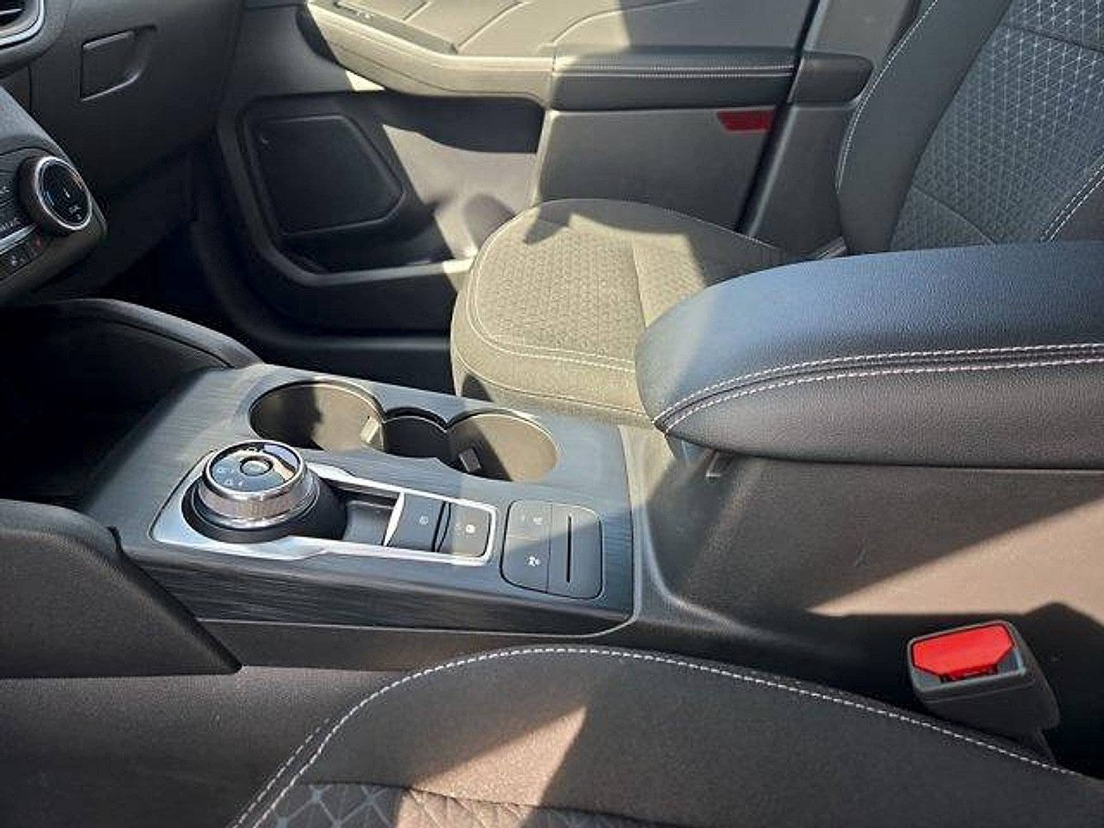 Certified 2023 Ford Escape Active AWD/4WD image 22