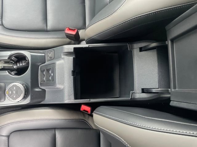 New 2025 Ford Bronco Outer Banks w/ Black Appearance Package image 26