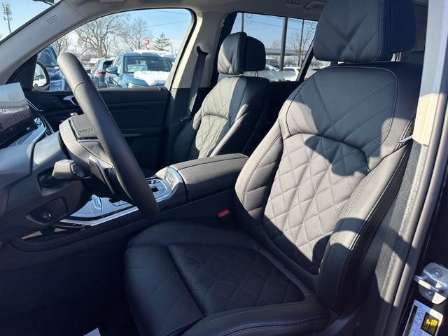 New 2026 BMW X7 xDrive40i w/ Premium Package image 4