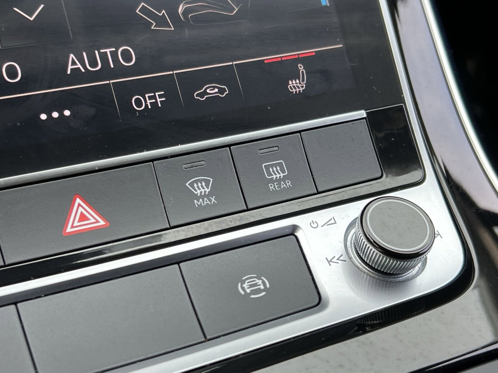 Used 2023 Audi Q7 3.0T Premium Plus image 34