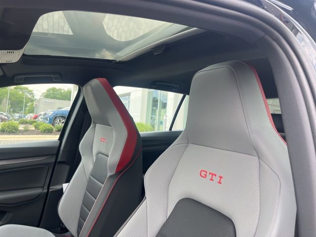 New 2025 Volkswagen GTI SE FWD image 30