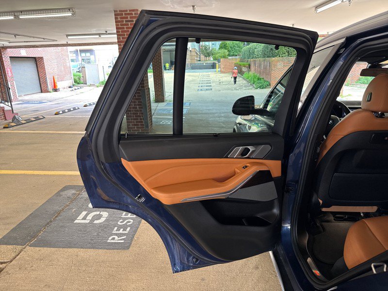 Used 2019 BMW X5 xDrive40i w/ Premium Package AWD/4WD image 14