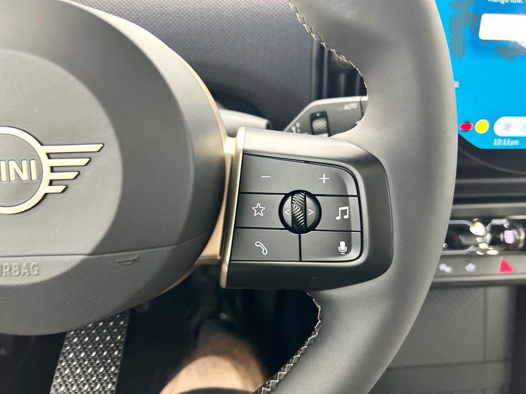 New 2026 MINI Cooper 4-Door Hardtop image 12