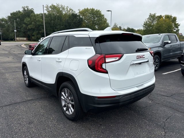 Used 2023 GMC Terrain SLT image 5