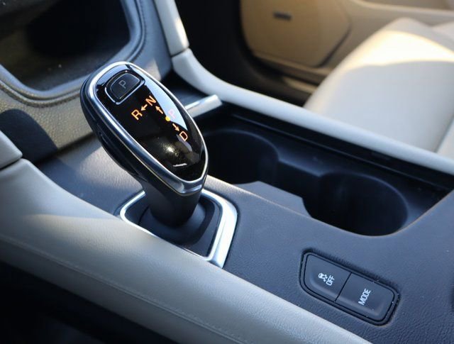 Used 2017 Cadillac XT5 Premium Luxury image 35