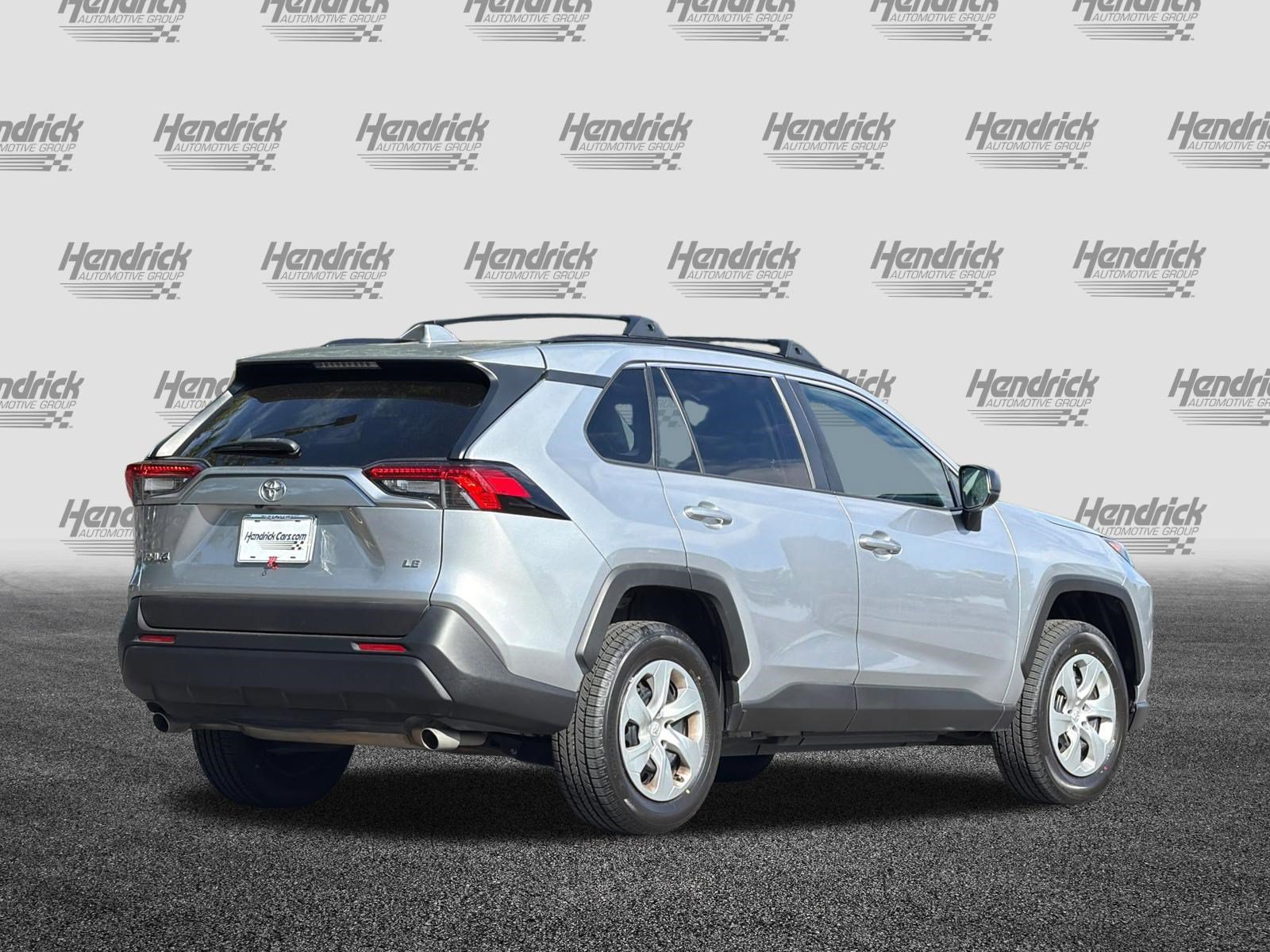 Used 2019 Toyota RAV4 LE w/ Carpet Mat Package FWD image 5