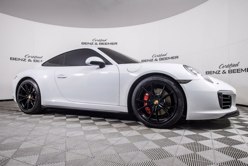 Used 2018 Porsche 911 Carrera 4S AWD/4WD image 2