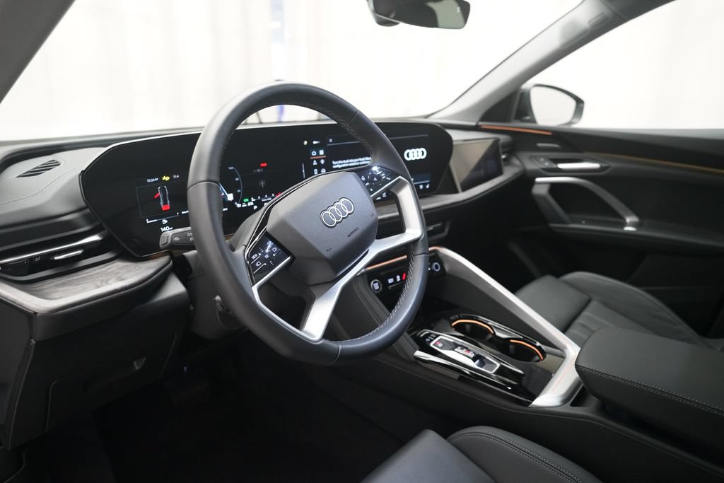 Certified 2025 Audi Q5 Prestige AWD/4WD image 8