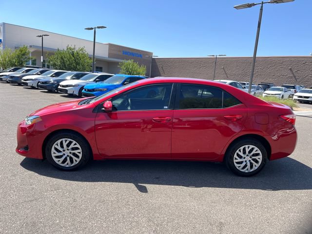 Used 2019 Toyota Corolla LE w/ Carpet Mat Package (TMS) FWD image 8