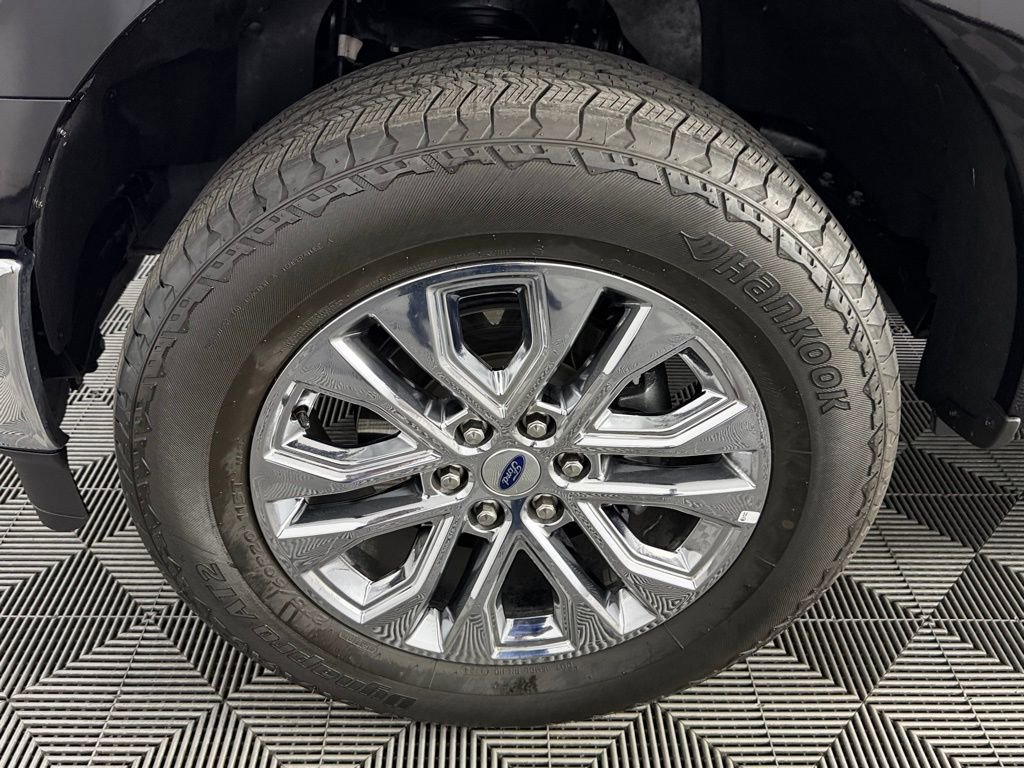 Used 2025 Ford F150 Lariat w/ Equipment Group 501A Mid image 11