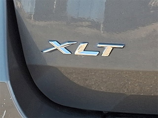 Used 2023 Ford Explorer XLT w/ Equipment Group 202A image 32