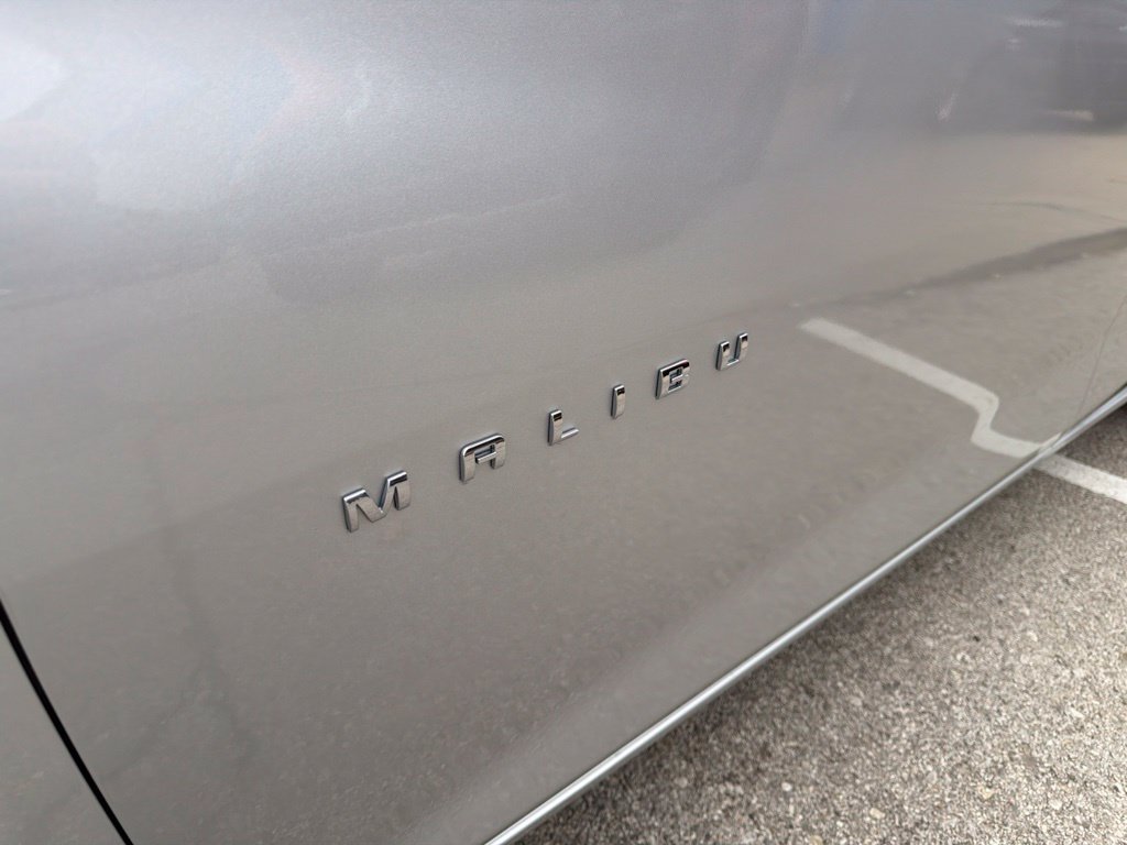 Used 2021 Chevrolet Malibu LT FWD image 10