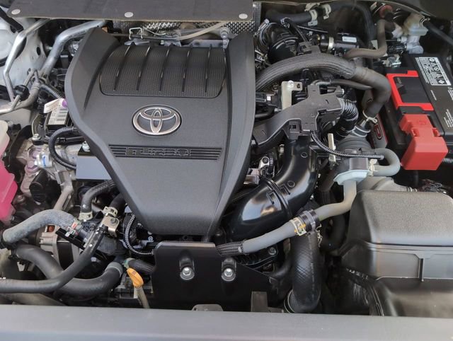 Used 2023 Toyota Highlander XLE image 29