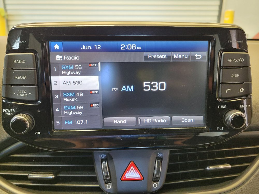 Used 2018 Hyundai Elantra GT Sport FWD image 25