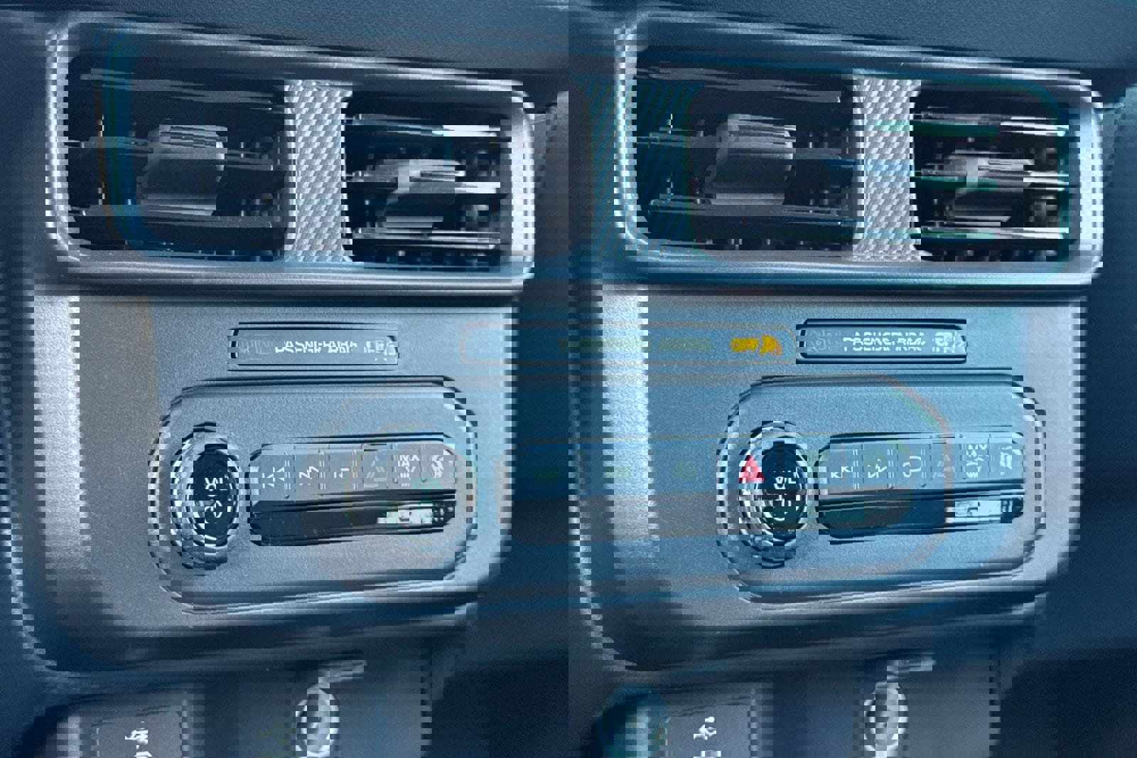 New 2026 Ford Maverick XL image 16