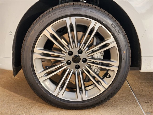 New 2026 Land Rover Range Rover Sport Dynamic SE image 7