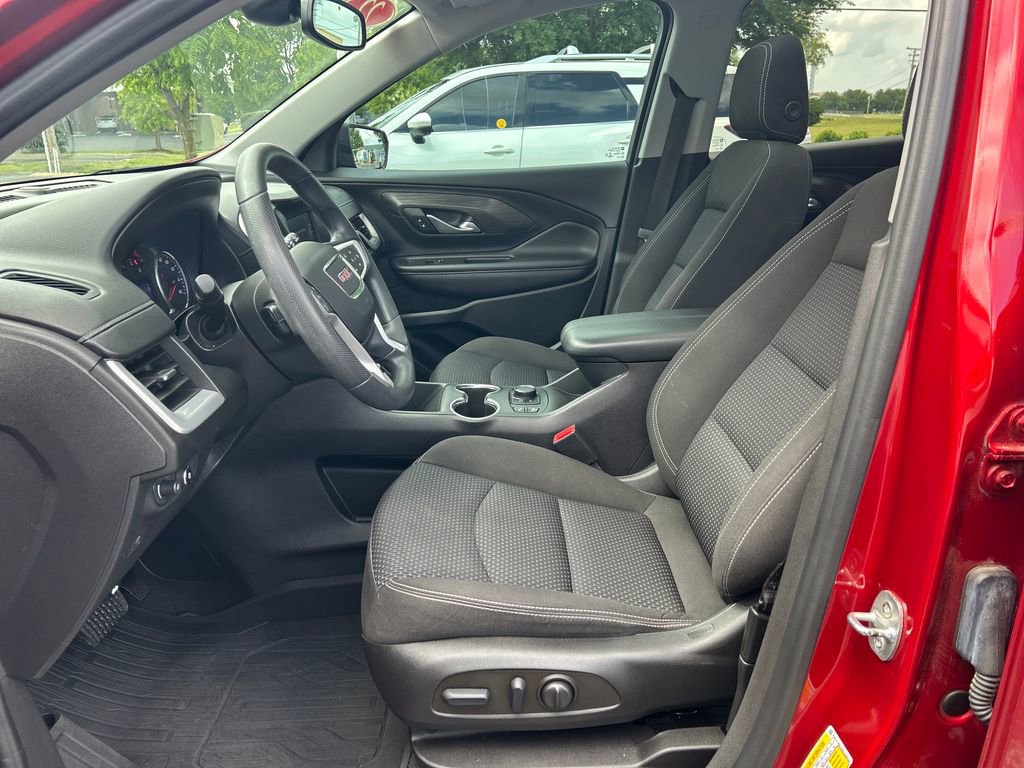 Certified 2022 GMC Terrain SLE w/ Driver Convenience Package FWD image 14