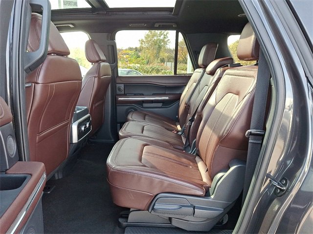 Used 2023 Ford Expedition Max Limited image 10
