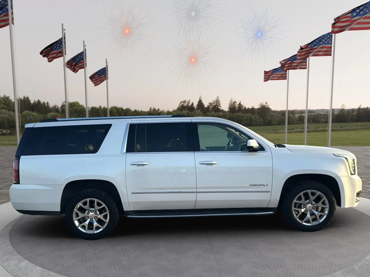 Used 2019 GMC Yukon XL Denali w/ Open Road Package AWD/4WD image 8